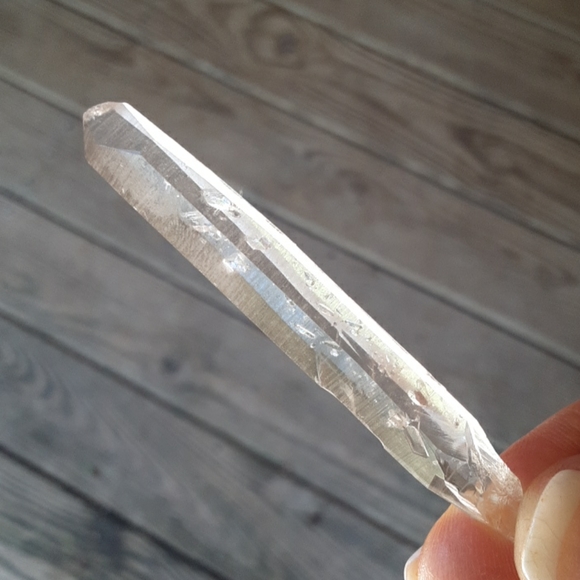 💎Quartz Crystal Point💎 - Picture 2 of 6